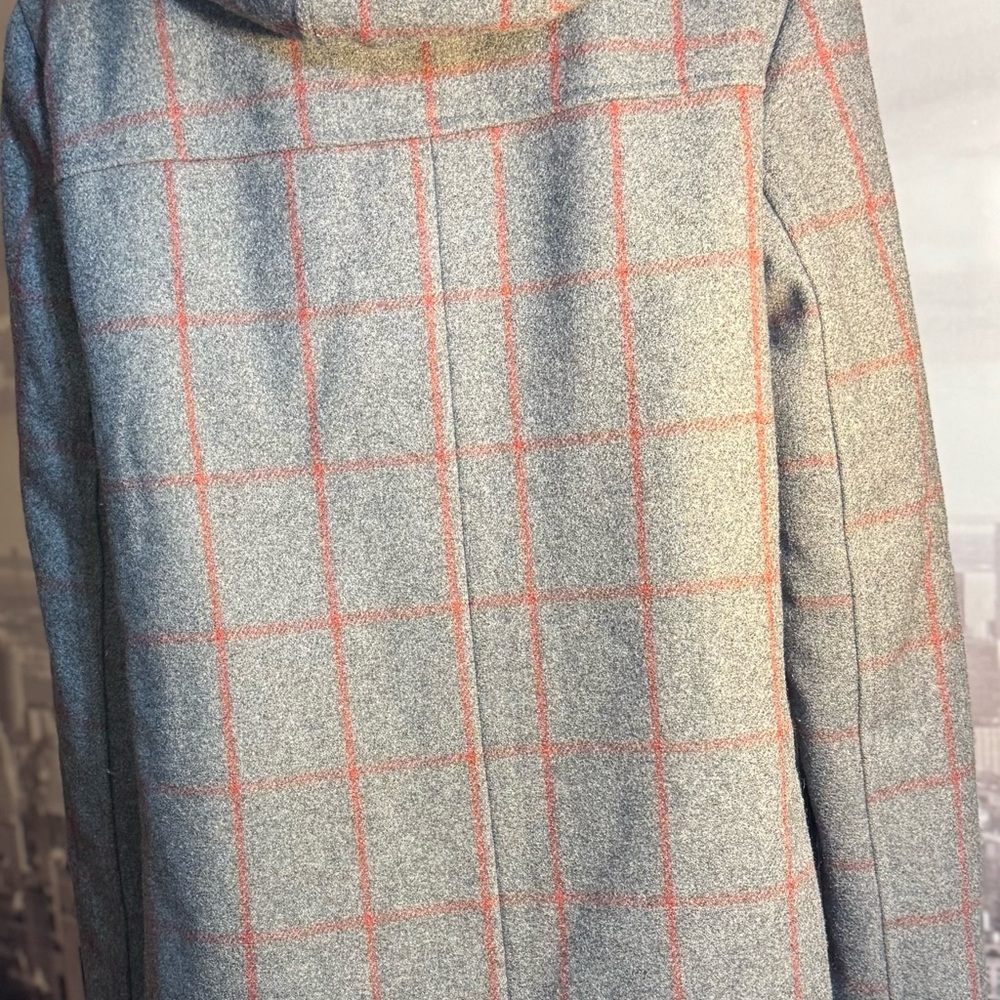 Stylish Gray Plaid Winter Coat